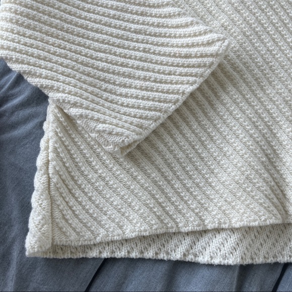 Turtleneck drop sleeve White Knit Top Sweater - Picture 7 of 7